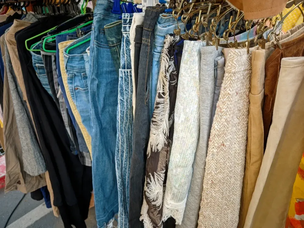Vêtements d'occasionseconde main près de Serres